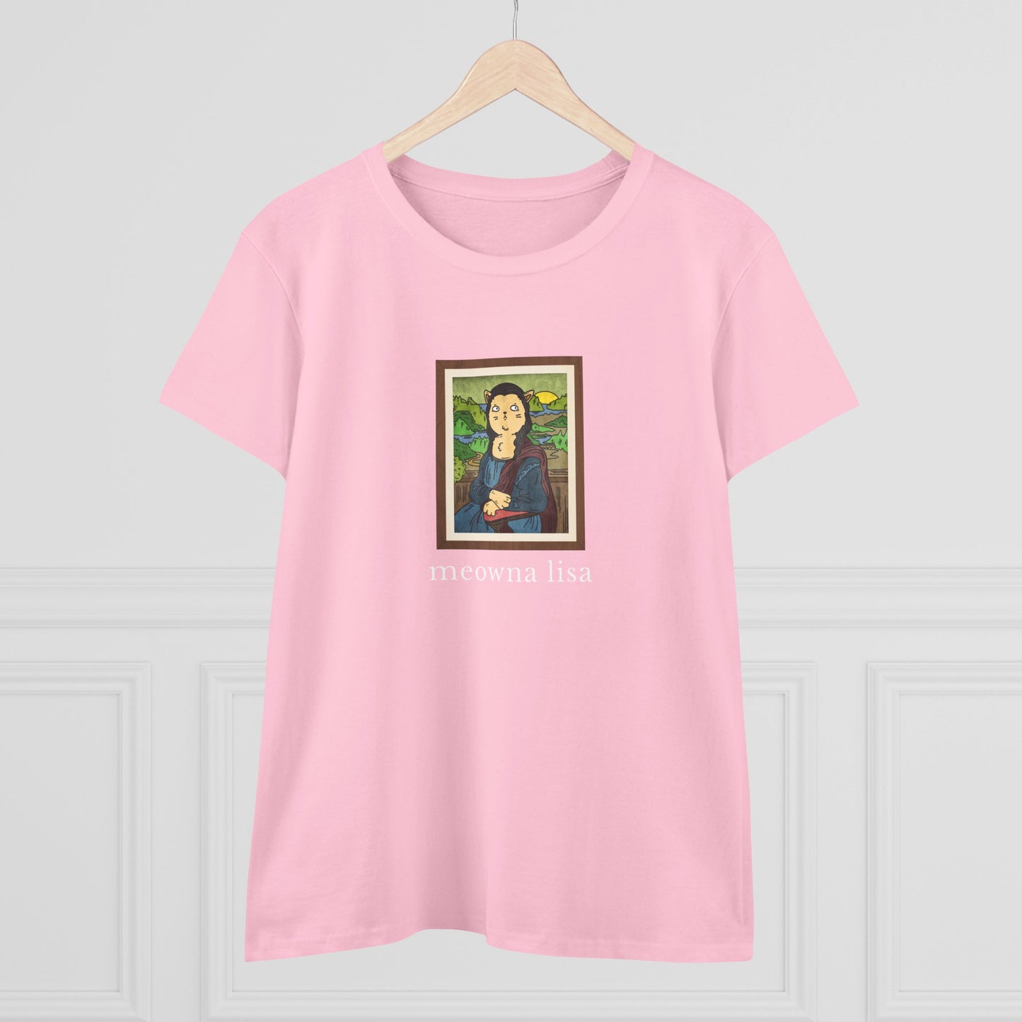 Meowna Lisa Women's T-Shirt